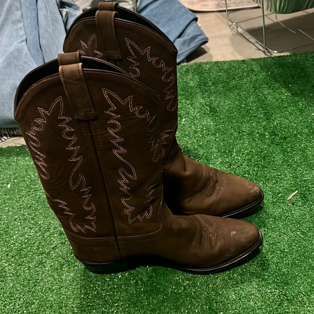 cowgirl boots